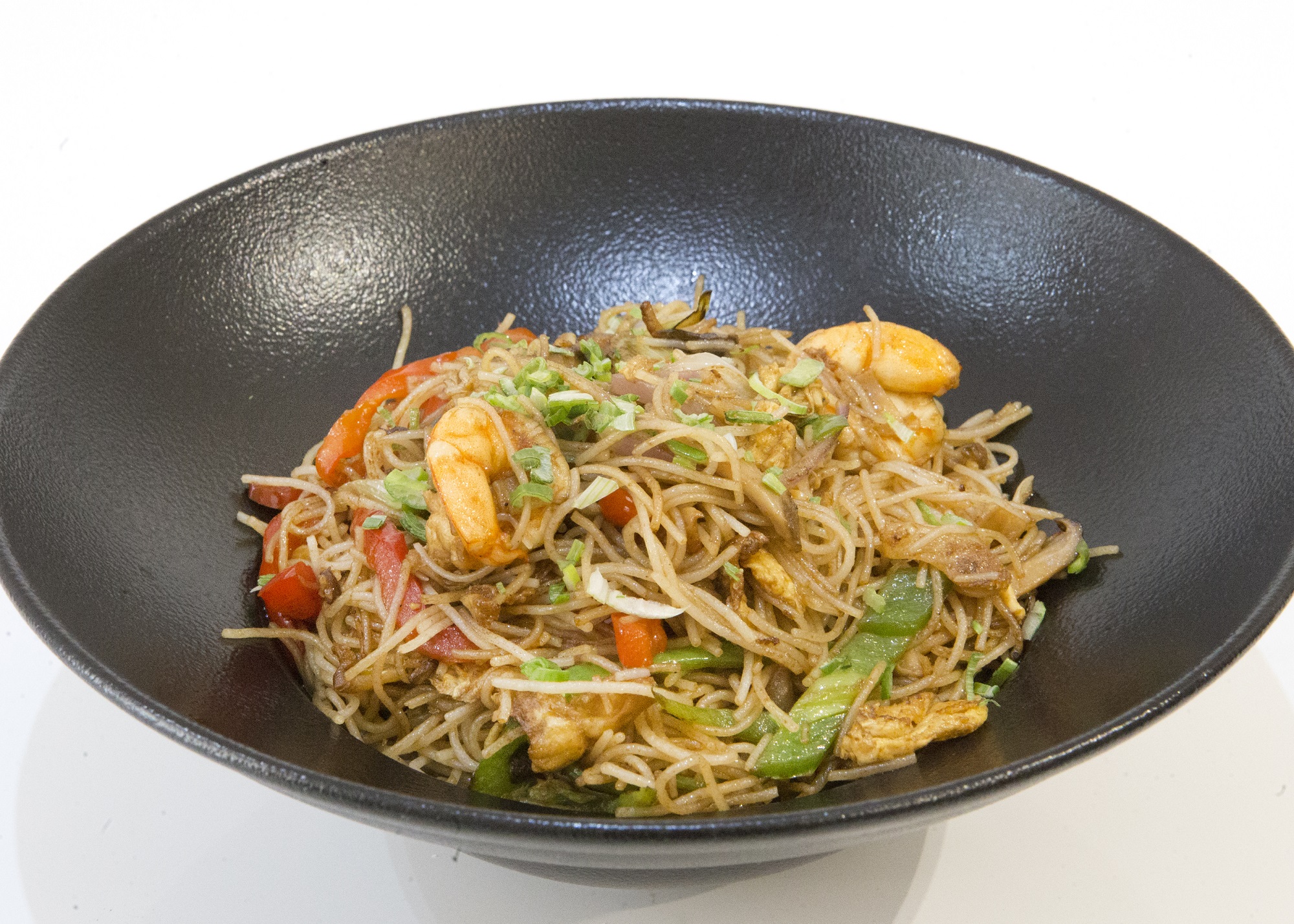 FIDEOS DE ARROZ FRITO CON GAMBA  