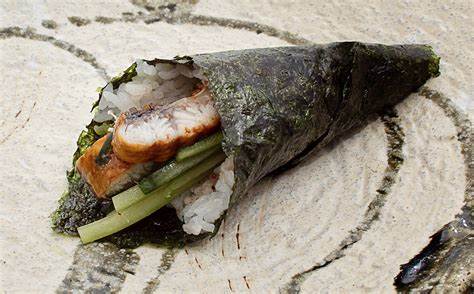 Temaki anguila