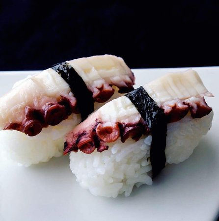NIGIRI DE PULPO X2